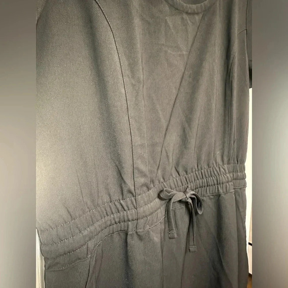 32 Degrees cool lightweight cinch waist short sleeve athleisure black dress - Picture 5 of 9